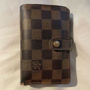 Louis Vuitton Wallet